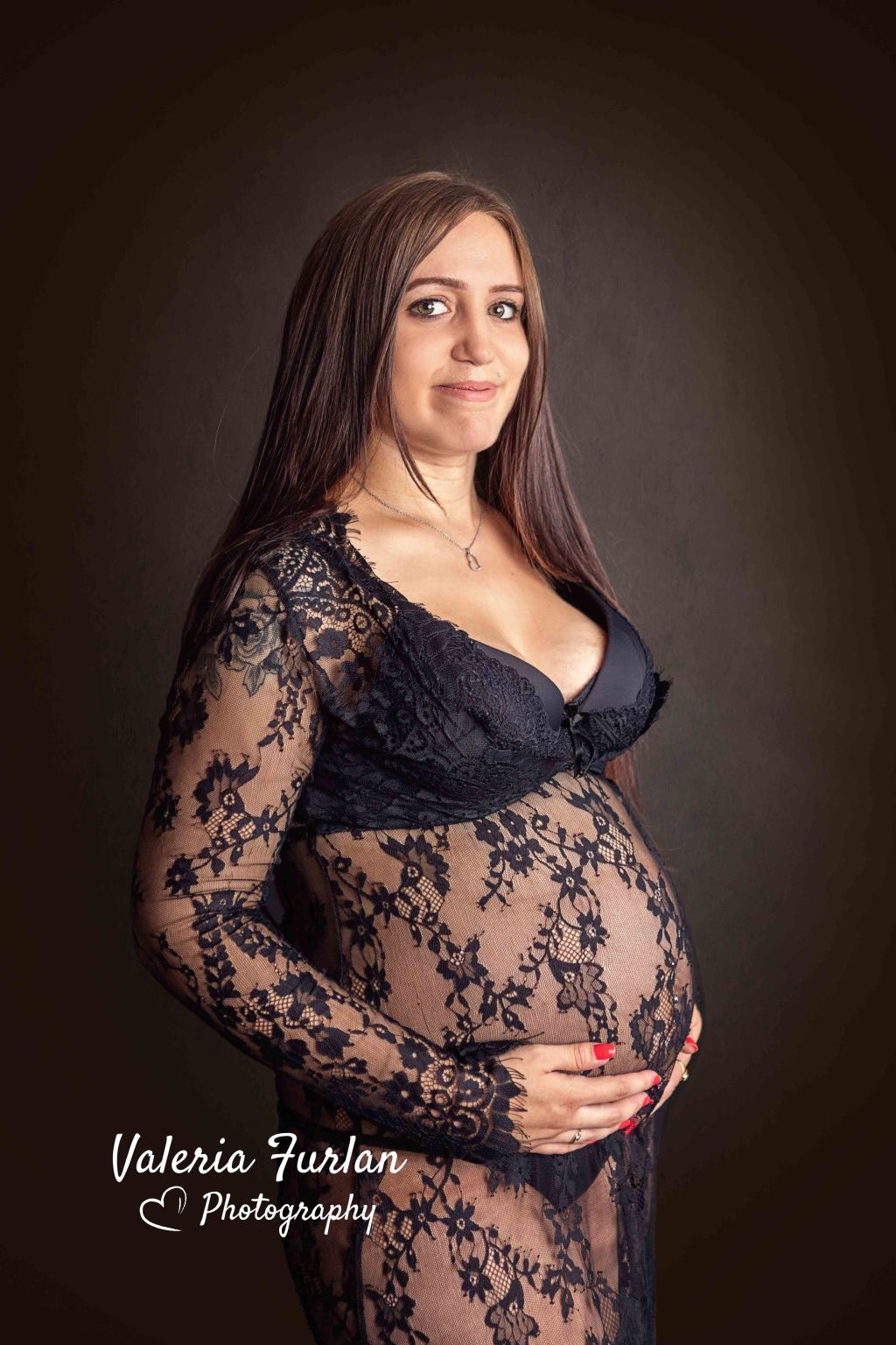 Photographe de grossesse à Strasbourg: la séance ventre rond de Marjorie