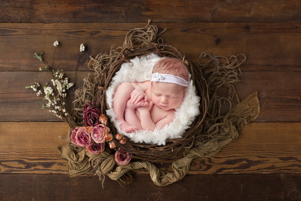 Pourquoi choisir un photographe professionnel pour votre séance de naissance ?