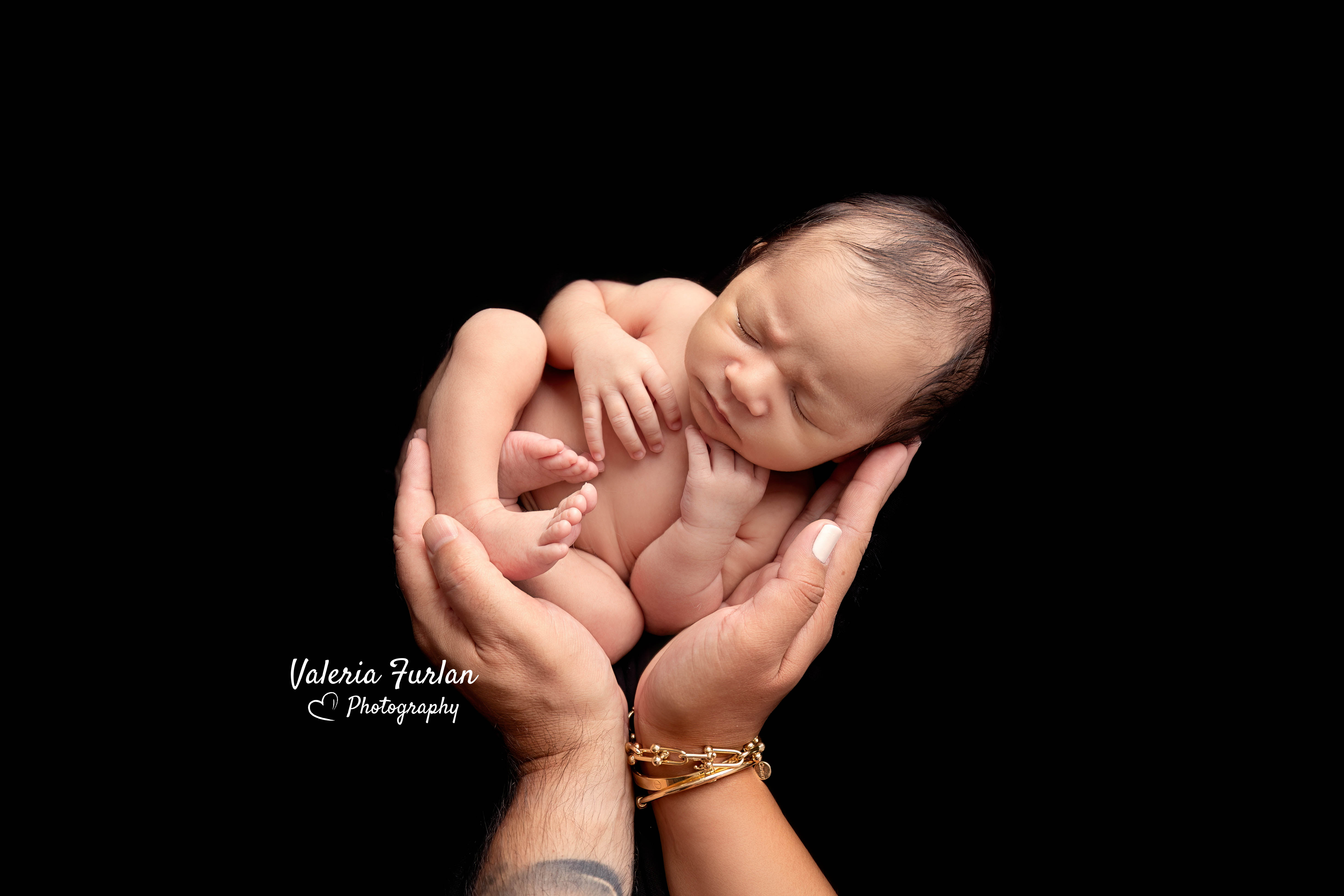 Séance photo de naissance à Strasbourg bébé en studio