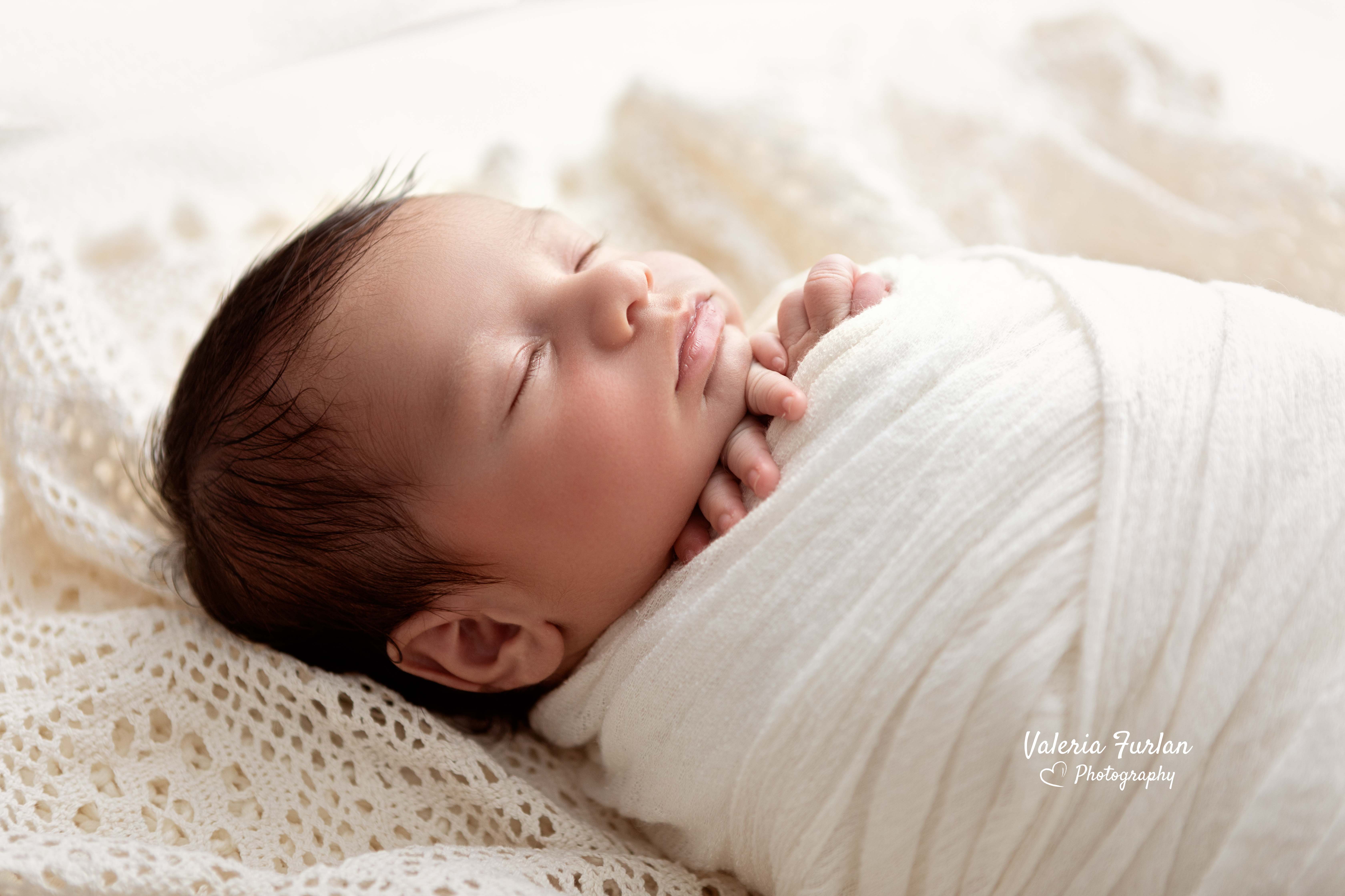 Séance photo de naissance naturelle lifestyle à Strasbourg