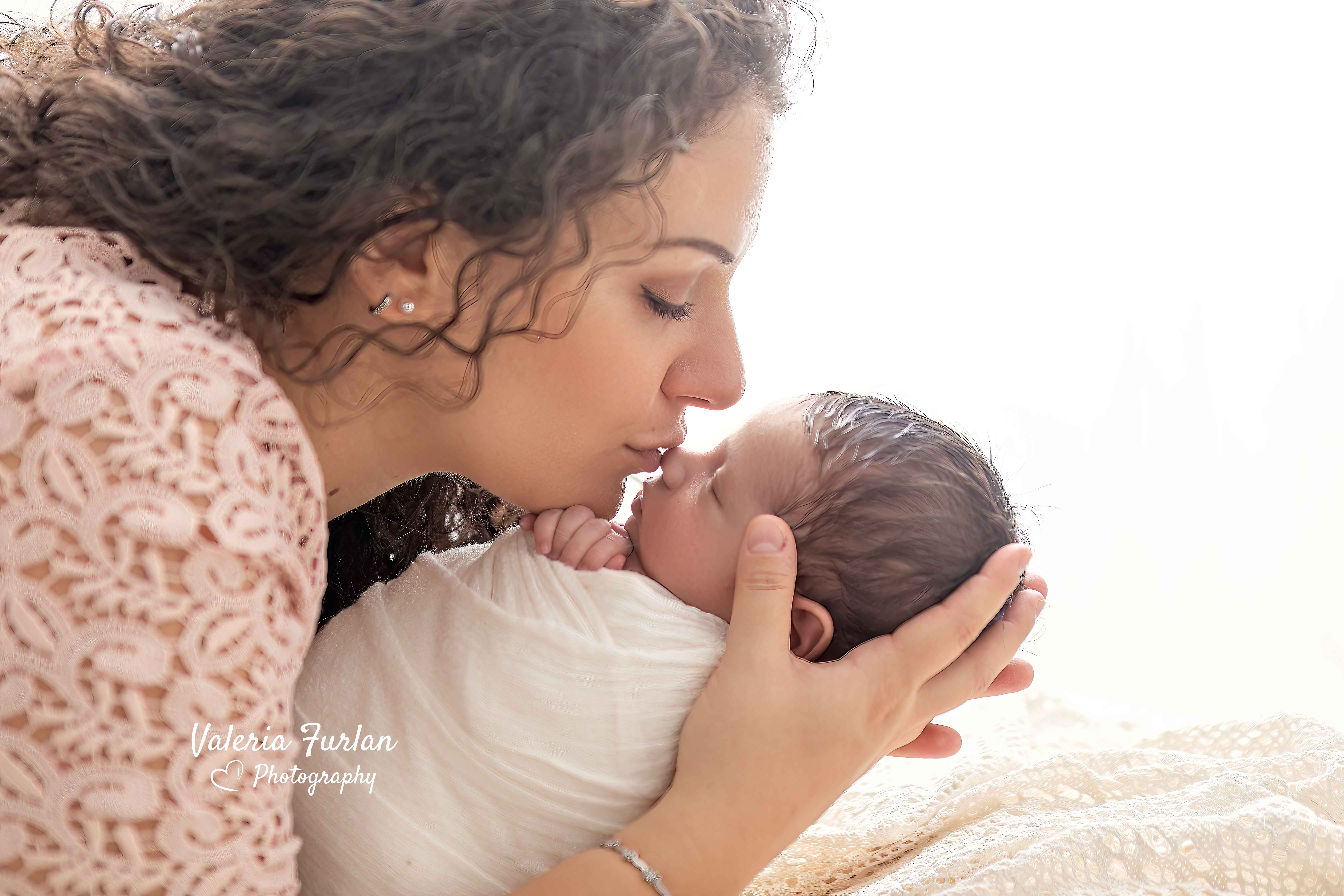 Séance photo de naissance naturelle lifestyle à Strasbourg