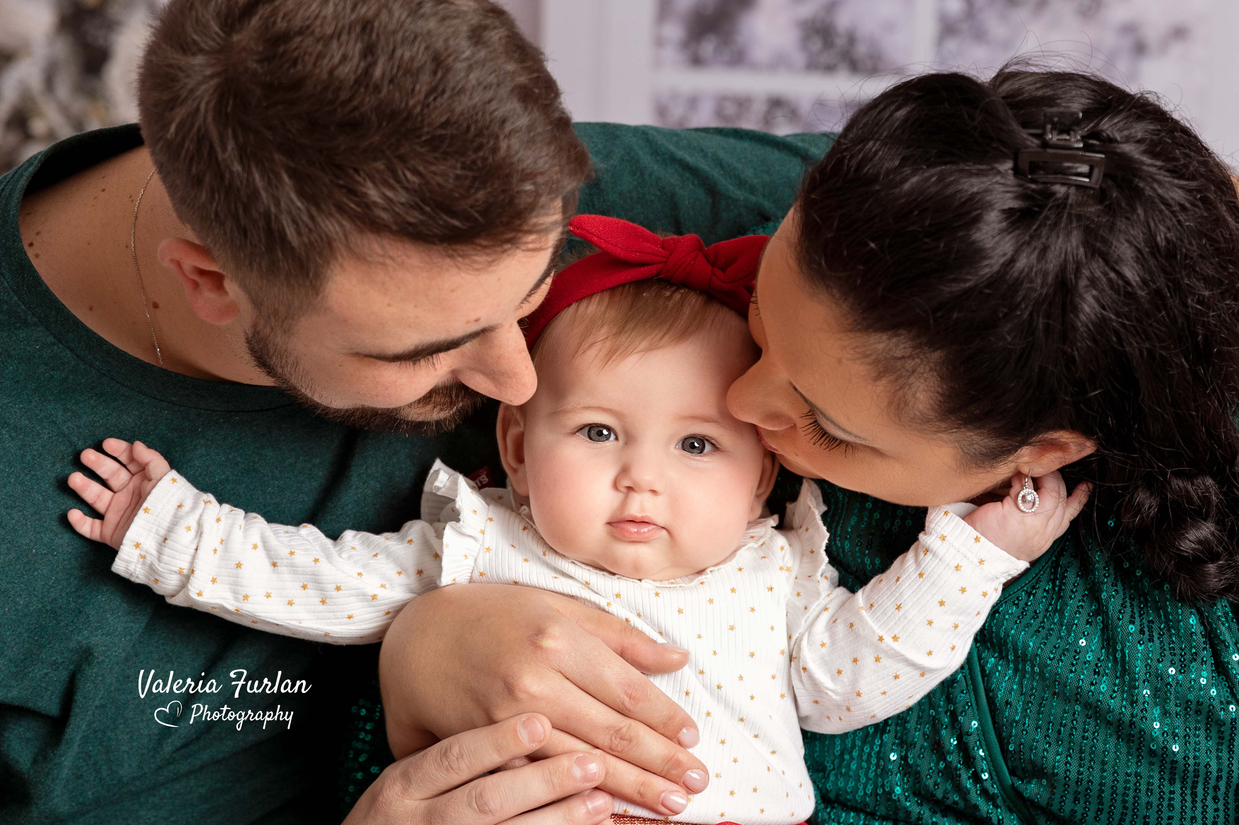 Séance photo de Noël en famille à Strasbourg