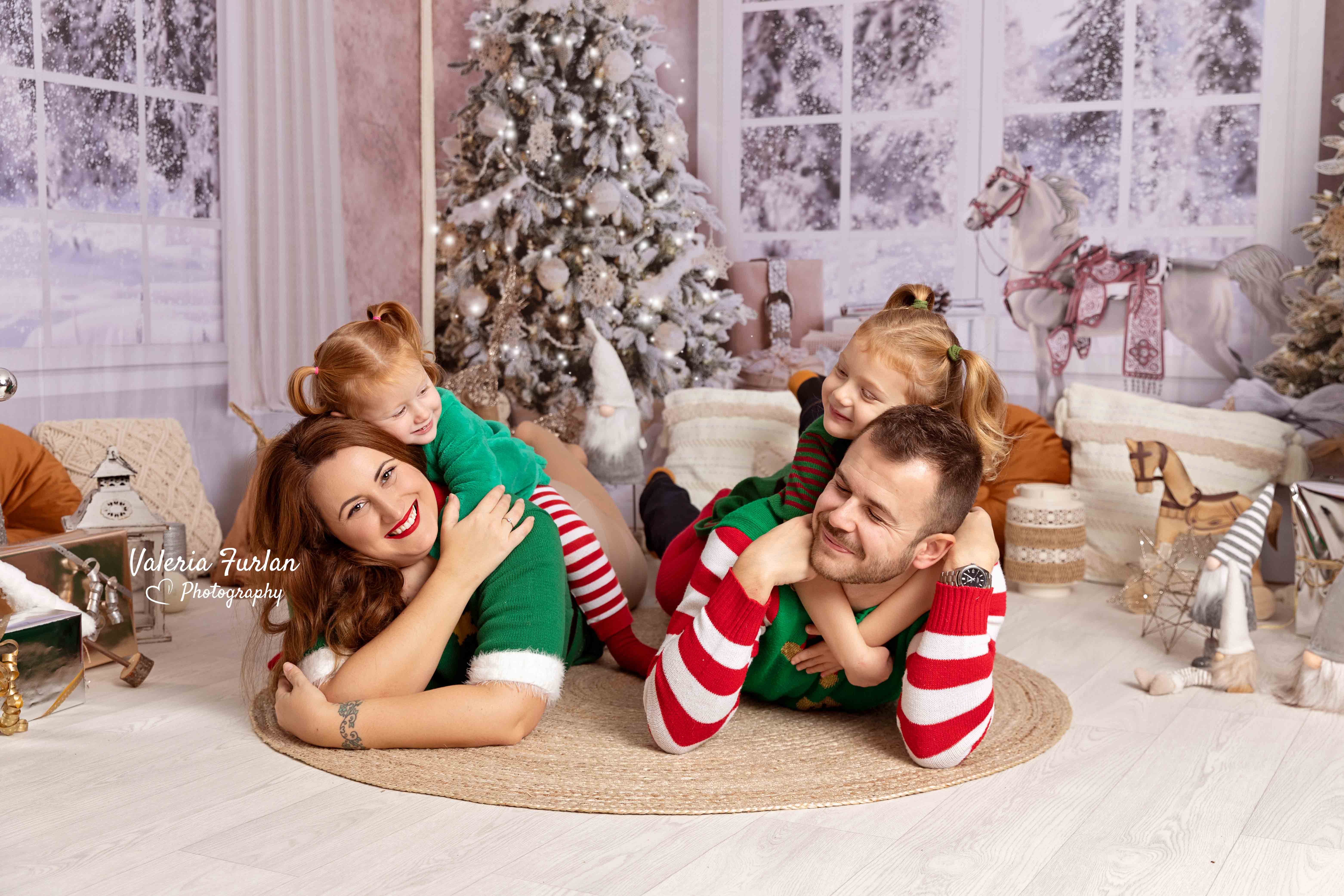Séance photo de Noël en famille à Strasbourg
