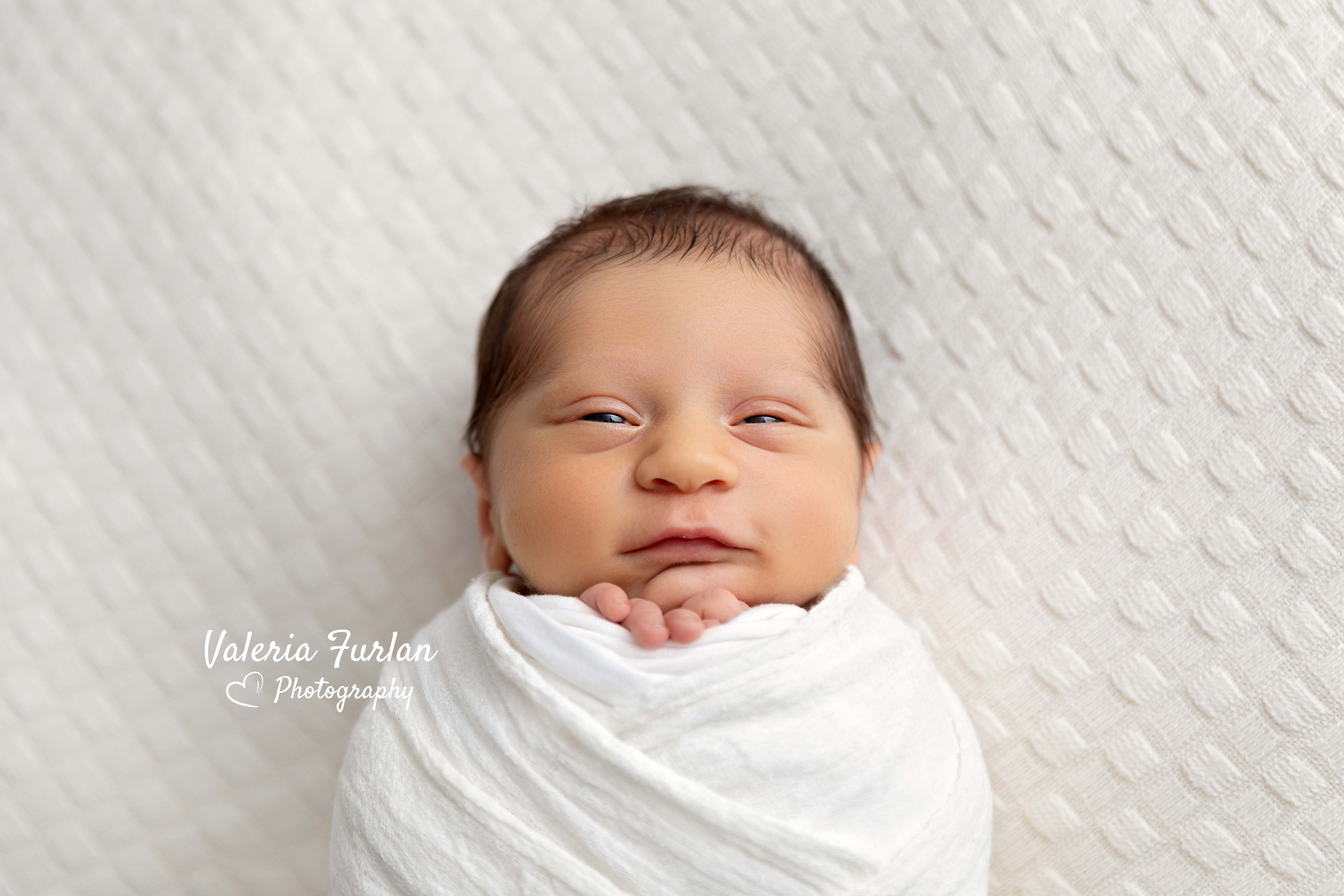 Séance photo nouveau-né naturelle lifestyle à Strasbourg