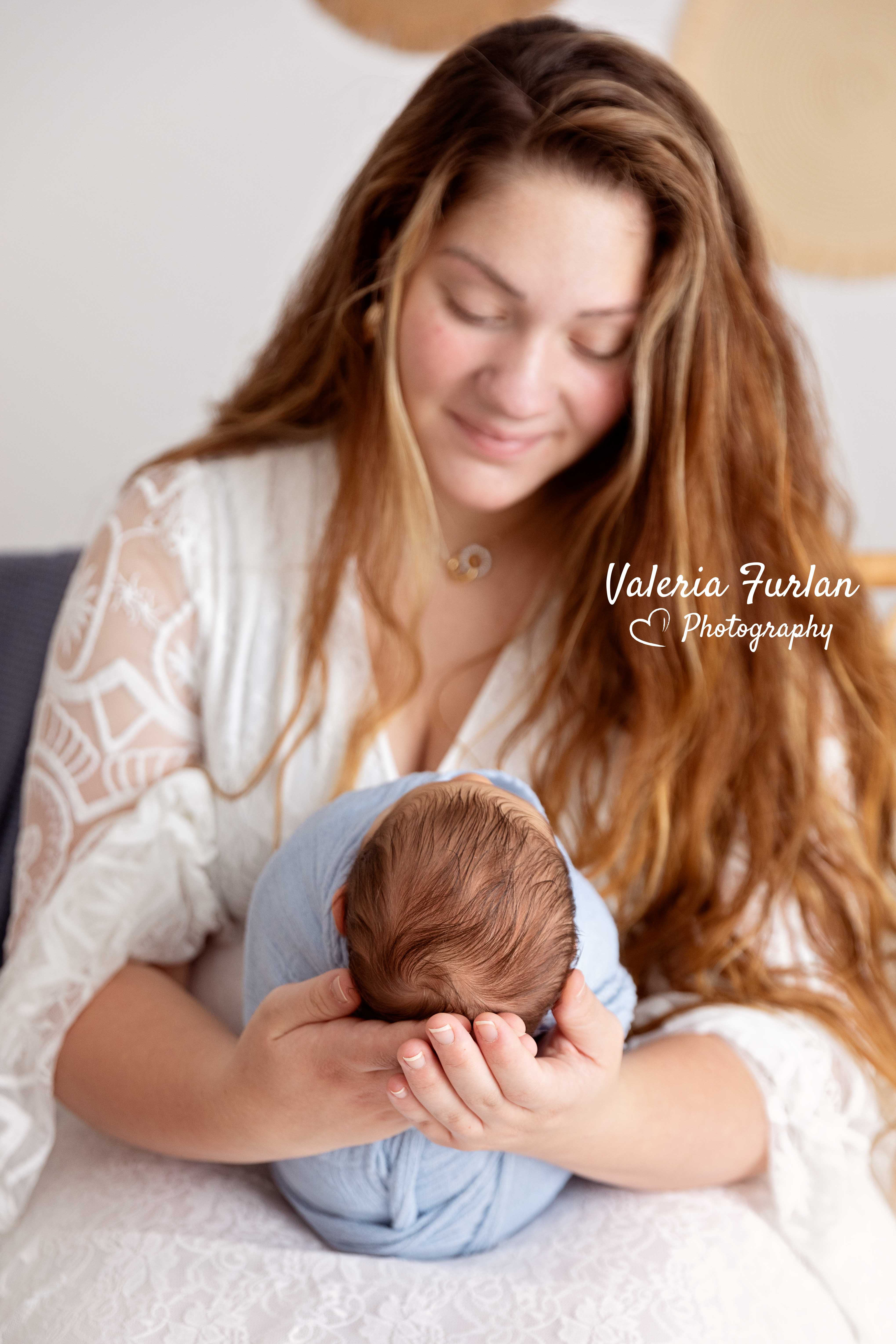 Séance photo nouveau-né naturelle lifestyle à Strasbourg